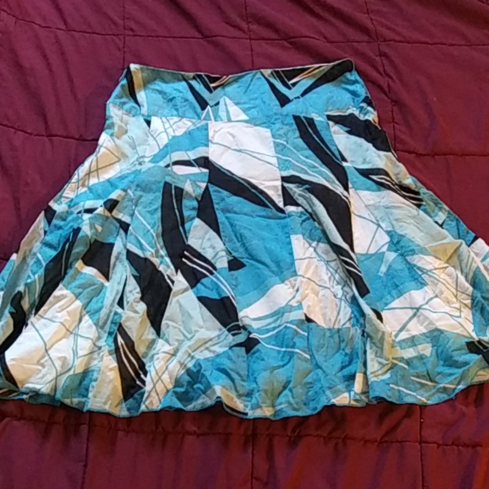 Turquoise print skirt